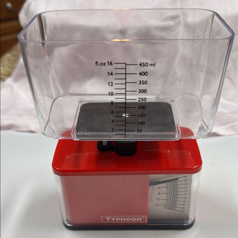 Typhoon Red Kitchen Scale with Bowl